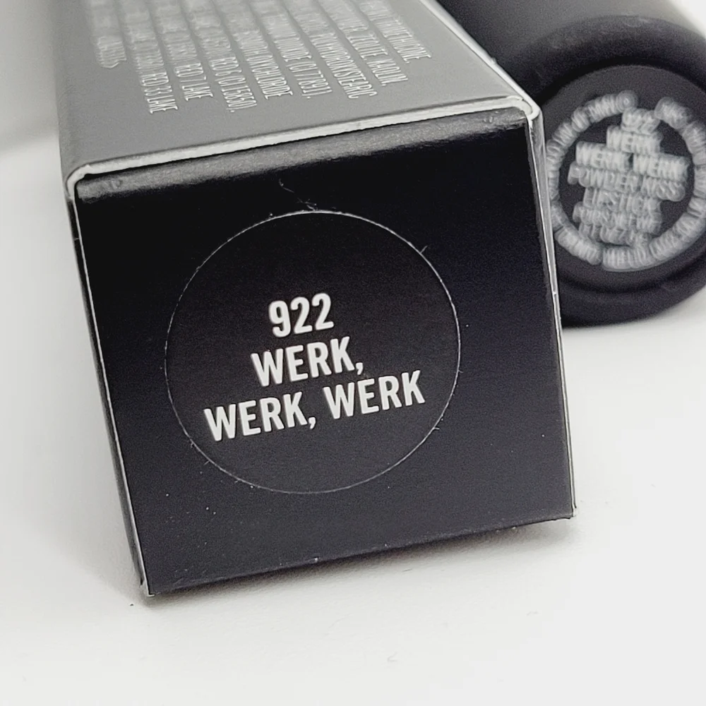 Werk, Werk, Werk | Powder Kiss Lipstick | Mac Cosmetics | Brand New in Box